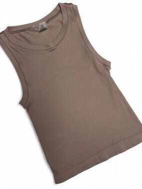 Aritzia Tank Top Womens Size 2XS Beige Scoop Neck Ribbed Basic Semi Crop Skins